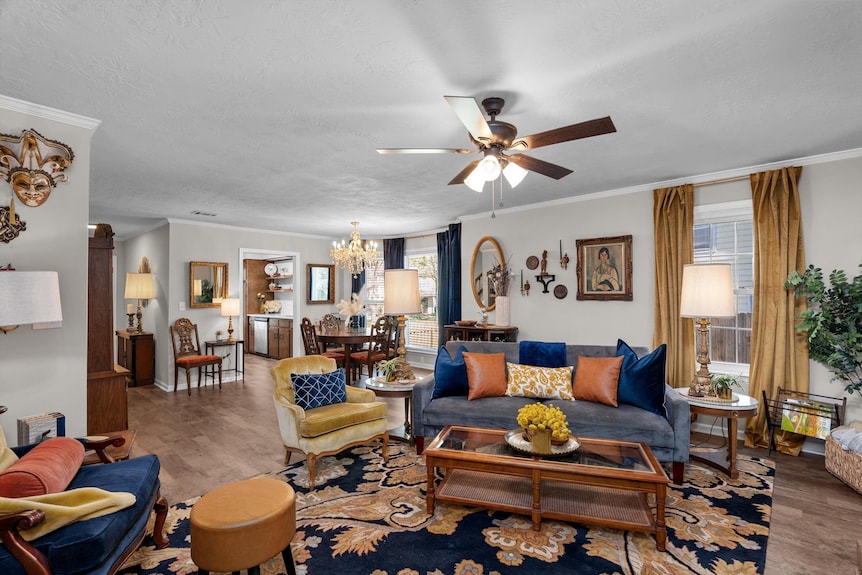 2 Bedroom Home With 2 Bathrooms And Fully Fenced Backyard. The Sleeping Arrangements Are 1 King And 1 Queen And A Futon Located In The Living Room. - Augusta, GA