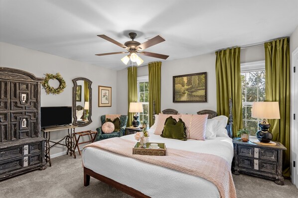 2 bedrooms, desk, iron/ironing board, free WiFi