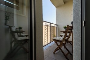 Balcony - Apartament Spodek - by Kairos Apartments (Katowice)