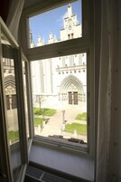 Comfort Double Room, Private Bathroom, Courtyard View | Desk, laptop workspace, free WiFi