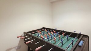 Games room - This apartment is a 2 bedroom(s), 2 bathrooms, located in Stroud, Gloucestershire. (Gloucestershire)
