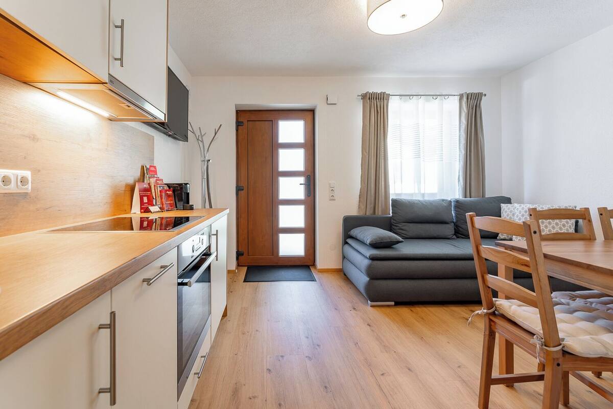 Leilighet – comfort, 1 soverom, terrasse, fjellutsikt | Eget kjøkken | Kaffetrakter/tekoker, kjøleskap, ovn og kokeplater