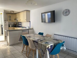 Dining - Family home near beach with WiFi and pets allowed (La Tranche-sur-Mer)