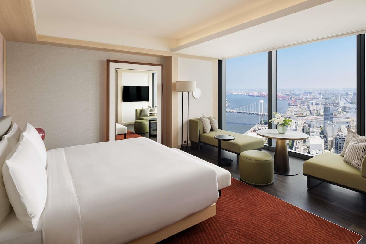 Fairmont Gold, Chambre Signature, 1 très grand lit | Wi-Fi gratuit, draps fournis