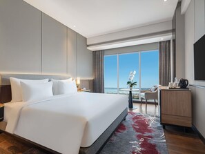 Superior Room, 1 King Bed, City View - Grand Mercure Batam Centre (Batam)