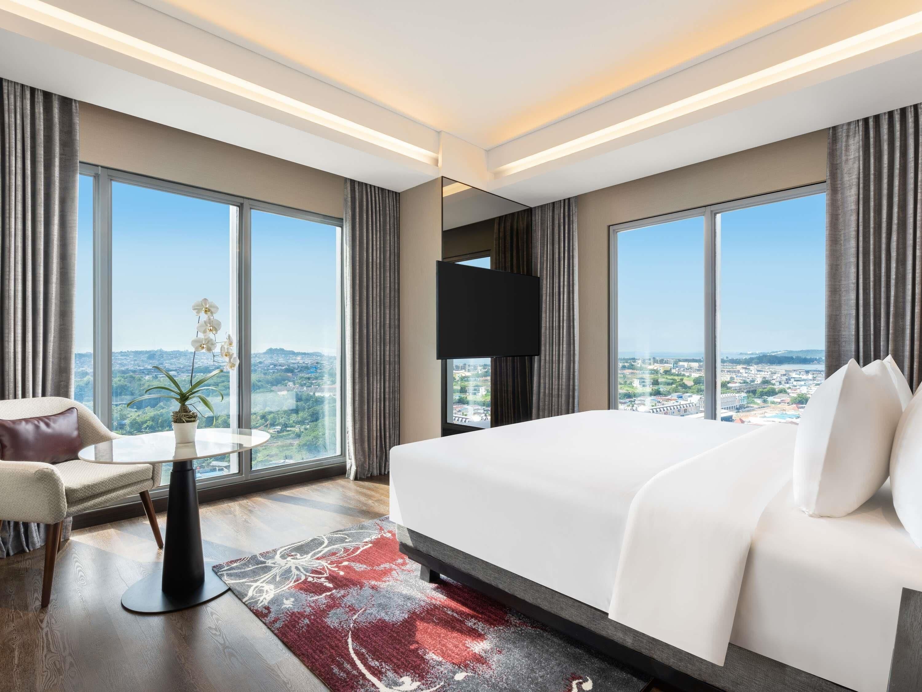 Deluxe Suite, 1 Double Bed, City View