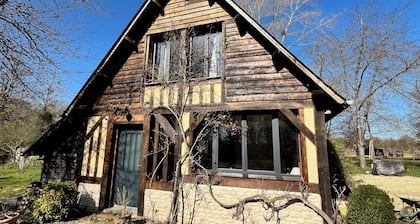 Charming cottage in the Auge countryside