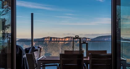 Elysian on the Escarpment with Mountain Views