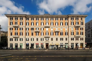 Fachada de la propiedad