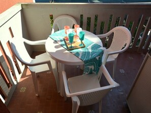 Balcony - Central Apartment Near the Beach With Parking (Lignano Sabbiadoro)