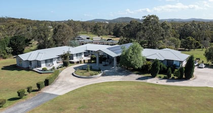 Lake Macquarie Manor