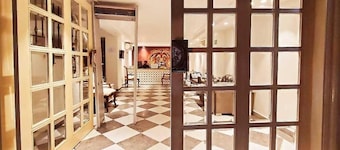 The Pinky Villa Heritage Boutique Suites