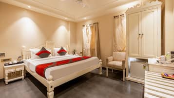 In-room safe, desk, blackout curtains, soundproofing