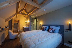 3 chambres, fer et planche à repasser, lit parapluie, Wi-Fi gratuit
