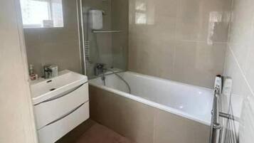 House | Bathroom | Separate tub and shower, deep soaking tub, towels