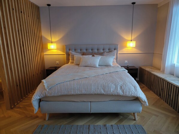 1 chambre, fer et planche à repasser, lit parapluie, Wi-Fi gratuit