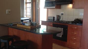 House, 2 Bedrooms, Balcony | Interior