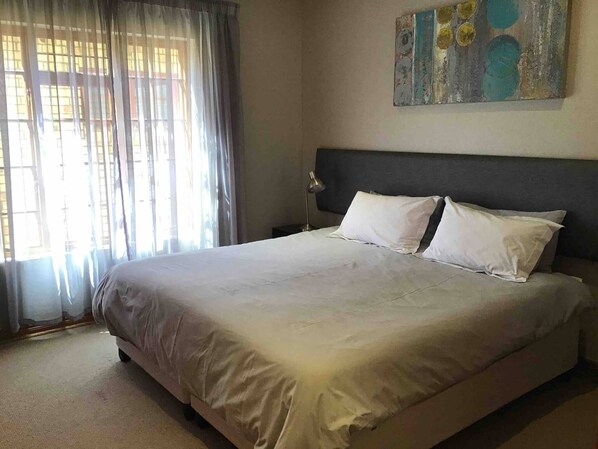 House, 2 Bedrooms, Balcony