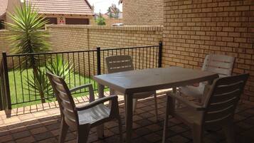 House, 2 Bedrooms, Balcony | Balcony