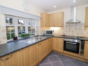 식기 세척기, 조리 도구/접시/주방 기구