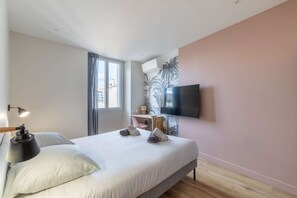 16 chambres, bureau, fer et planche à repasser, Wi-Fi