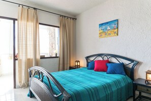 2 Schlafzimmer, Bügeleisen/Bügelbrett, Bettwäsche