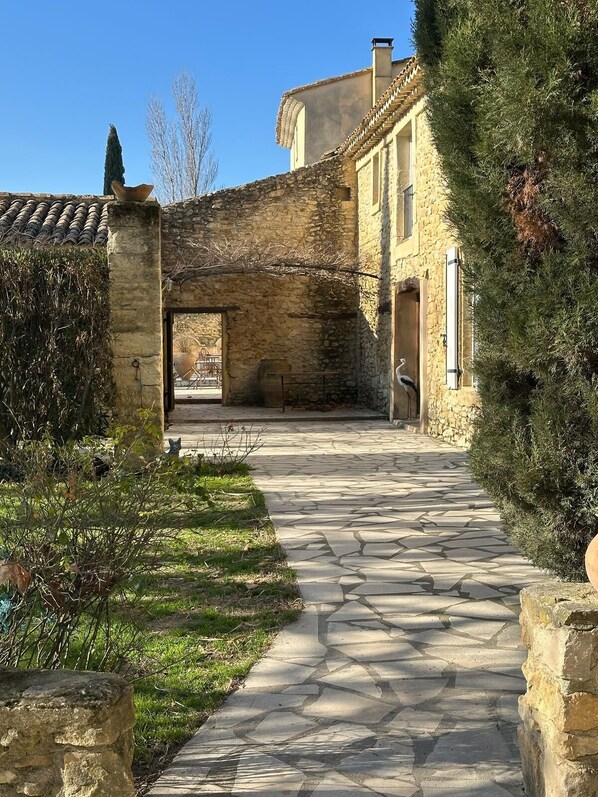 Overnattingsstedets uteområder