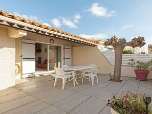 Outdoor dining - Wonderful  villa for 6 people with pool, WIFI, TV and terrace (Agde)
