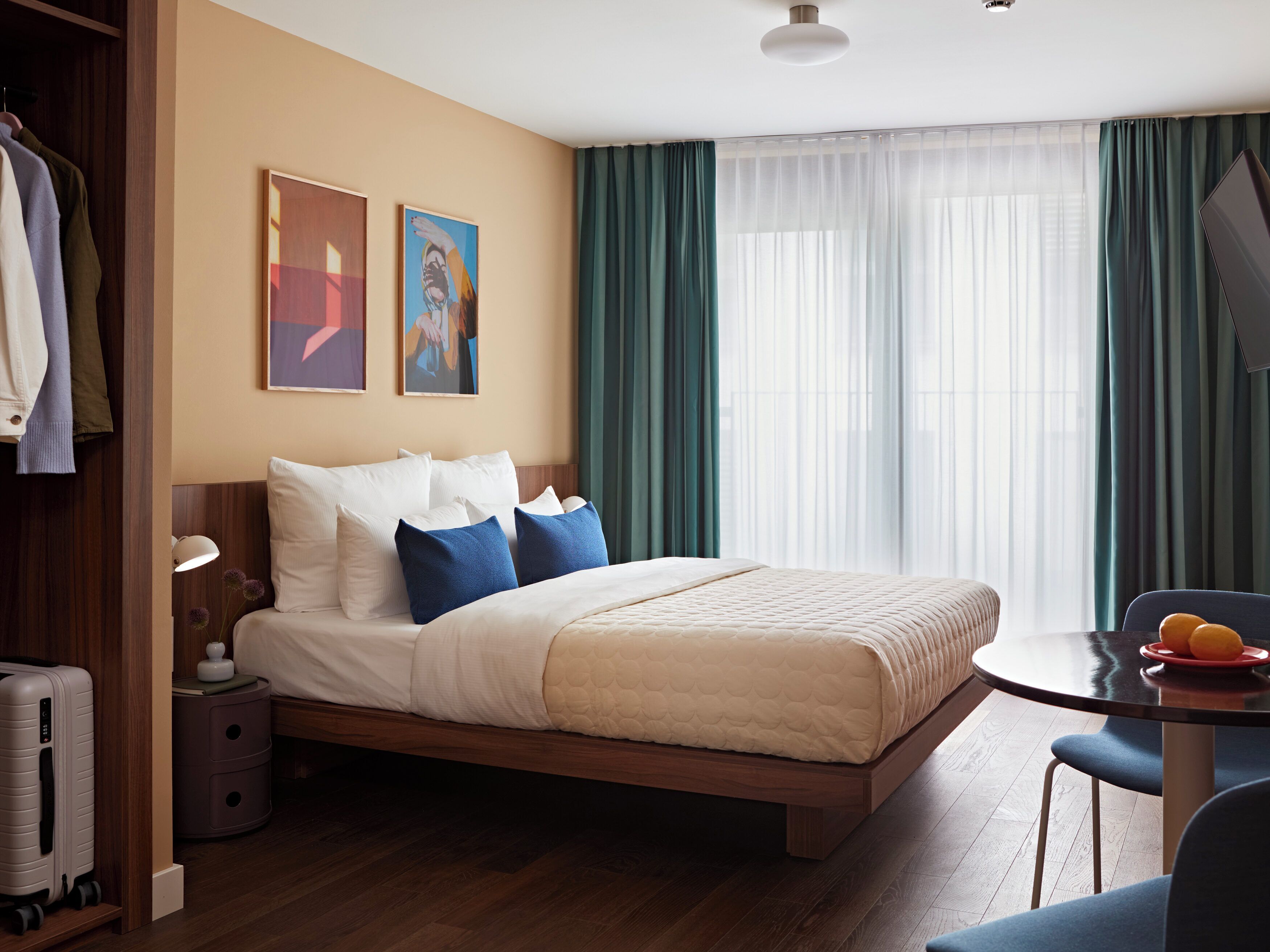 Chambre | Literie de qualité supérieure, coffres-forts dans les chambres, bureau