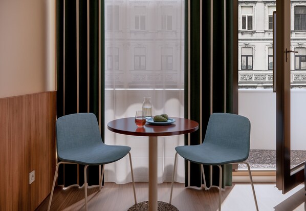 Medium Room with Balcony | 1 bedroom, premium bedding, in-room safe, laptop workspace