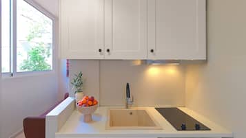 Deluxe Apartment, Balcony, Acropolis View | Private kitchen | Fridge, microwave, espresso maker, electric kettle