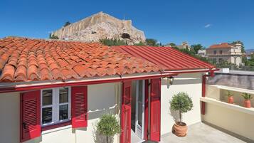 Deluxe Penthouse, Balcony, Acropolis View | Terrazza/patio