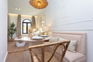 Apartment, Terrace (1 Bedroom) | In-room dining