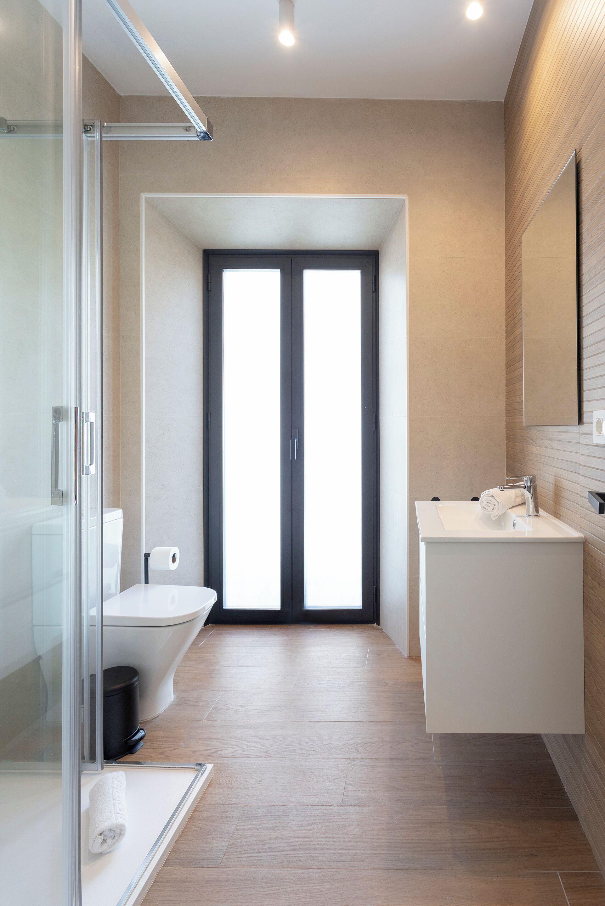 Apartment, 2 Schlafzimmer, eigener Pool | Badezimmer | Dusche, kostenlose Toilettenartikel, Haartrockner, Handtücher
