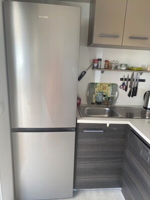 Fridge, microwave, oven, stovetop - MOBILE HOME BY THE SEA (Agde)