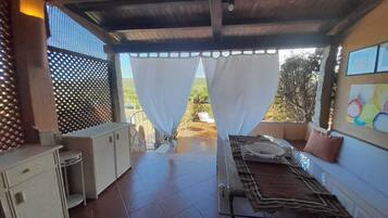 2 bedrooms