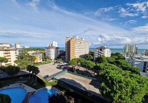 Apartamento, 2 quartos, sacada, vista para o oceano | Piscina | Piscina externa