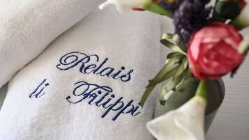 Quadrupla Comfort, vista giardino | Tende oscuranti, Wi-Fi gratuito, lenzuola