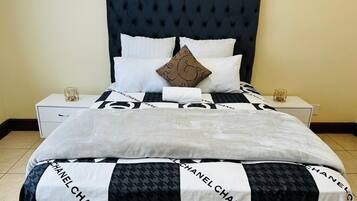 Deluxe Triple Room | 1 bedroom, laptop workspace, free WiFi