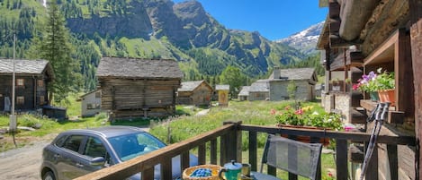 Standard Chalet, Multiple Bedrooms (Rustico Al Museo Bosco Gurin) | Outdoor dining