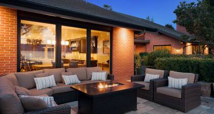 Waterfront Grandeur in Kelowna