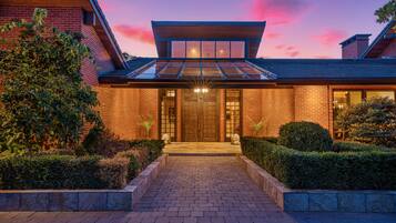 Nhà | 5 phòng ngủ