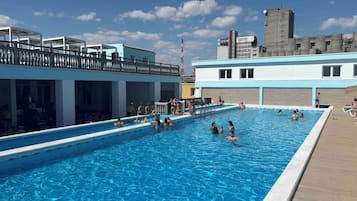 Alberca al aire libre