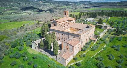 Sant'Anna in Camprena Agriturismo