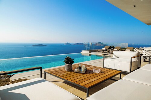 Villa Lamia Bodrum Breakfast ,Housekeeping,Concierge  service.