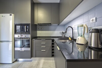 Jamor Terrace by Homing