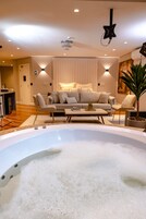 Imperial Suite com varanda, vista, sauna privativa, banheira de hidromassagem e cama king | In-room safe, free WiFi, bed sheets