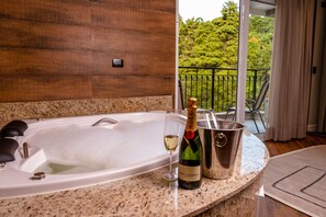 Imperial Suite com varanda, vista, sauna privativa, banheira de hidromassagem e cama king | In-room safe, free WiFi, bed sheets