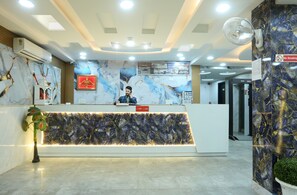 Reception - Hotel Olive Aero Suites (New Delhi)
