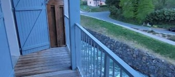 New, comfortable apartment near the slopes